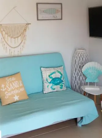 Domniki's Sea House Holiday home